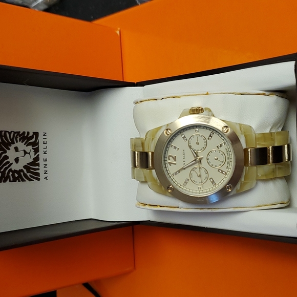 Anne Klein Women's Chronograph Gold Watch - Picture 3 of 7